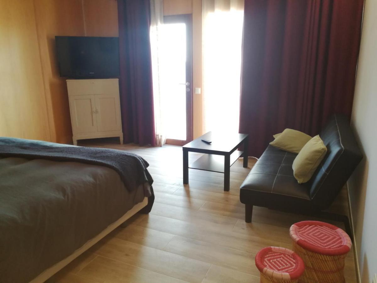 Hotel Rural Cal Ruget Vilobi Del Penedes Exteriér fotografie